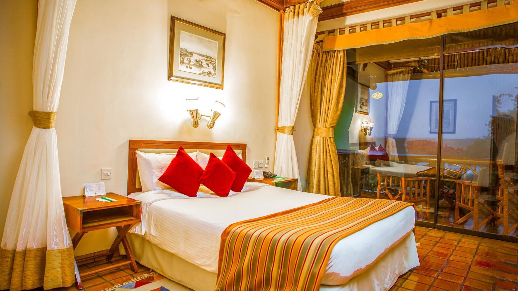 Paraa Safari Lodge Extérieur photo